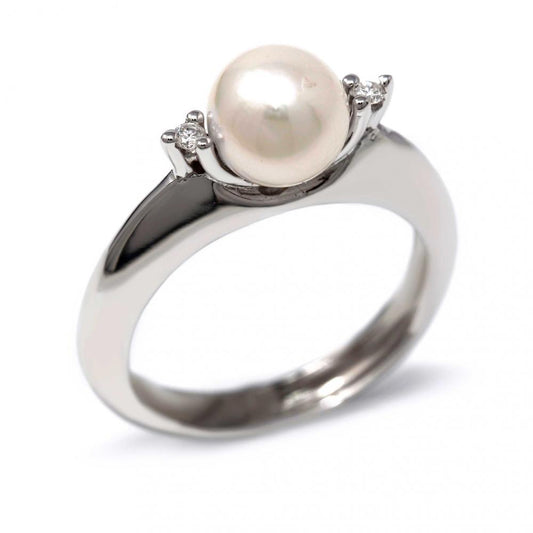 Anello con Perla 7,5/8 e Diamanti CT 0.06