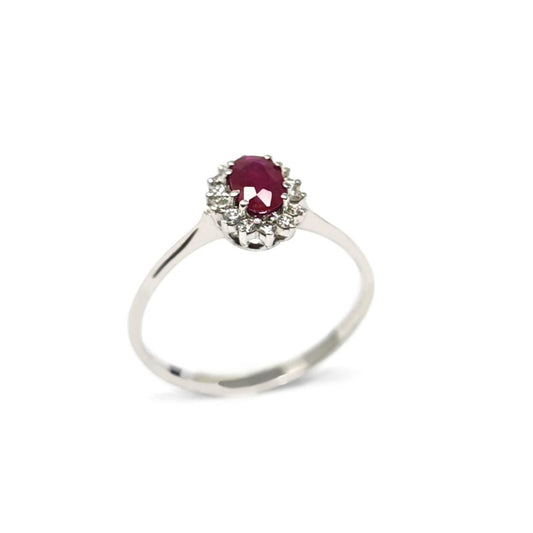 Anello con Rubino CT 0.60 e Diamanti CT 0.14