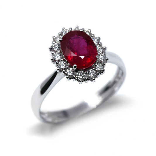 Anello con Rubino CT 1.64 e Diamanti CT 0.41
