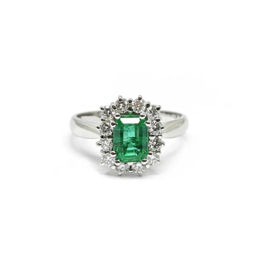 Anello con Smeraldo CT 1.06 e Diamanti CT 0..35