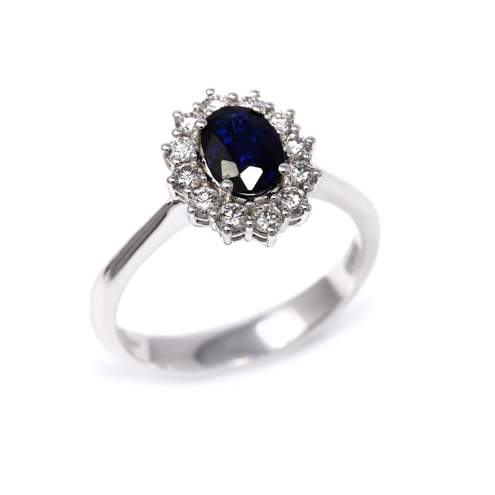 Anello con Zaffiro CT 0.80 e Diamanti CT 0.40