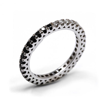 Anello Giradito con Diamanti Bianchi e Diamanti Neri