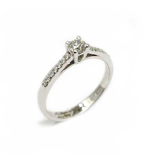 Anello Solitario CT 0.20 con Diamanti Laterali CT 0.12