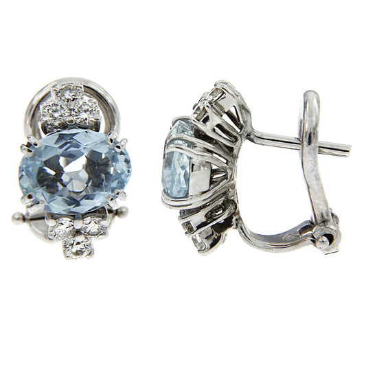 Orecchini con Acquamarina CT 2.30 e Diamanti CT 0.42