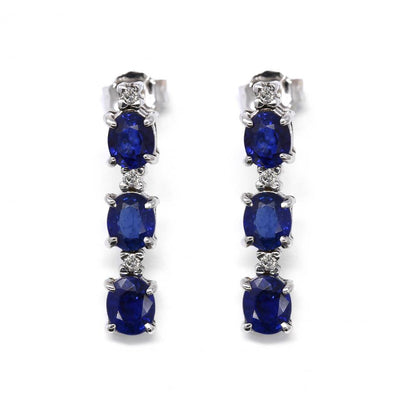 Orecchini Trilogy con Zaffiri CT 2.47 Ovali e Diamanti CT 0.10