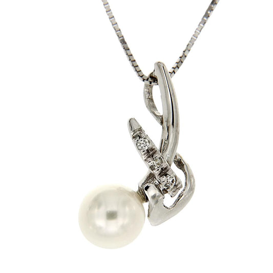 Pendente con Perla 6/6.5mm e Diamanti CT 0.03