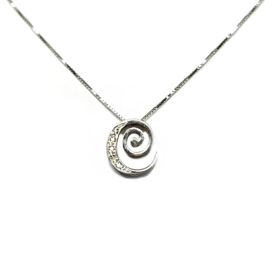 Pendente Lettera C in Corsino con Diamanti  CT 0.03